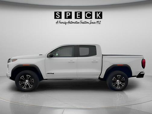 Summit White 2023 GMC Canyon AT4