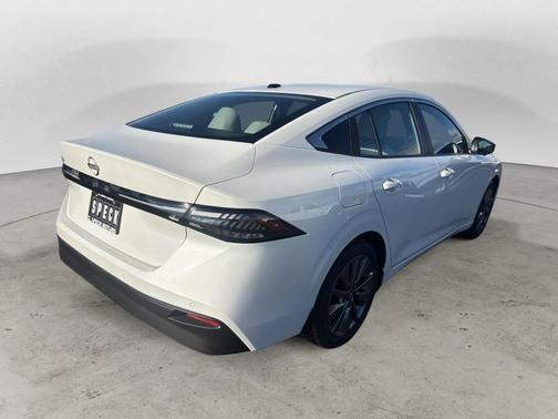 Aspen White 2027 Nissan Sentra SL