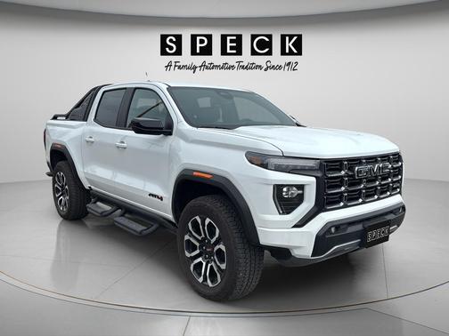 Summit White 2025 GMC Canyon AT4