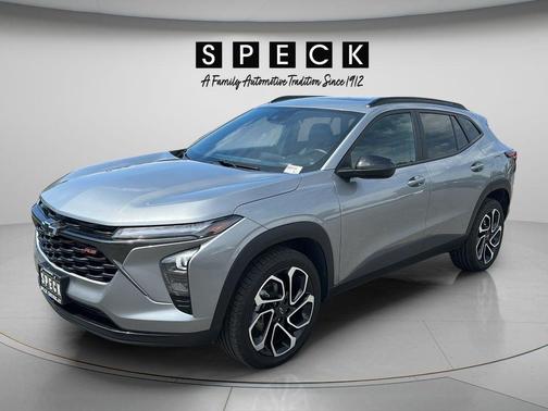 Sterling Gray Metallic 2024 Chevrolet Trax 2RS