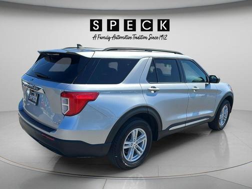 Silver 2022 Ford Explorer XLT