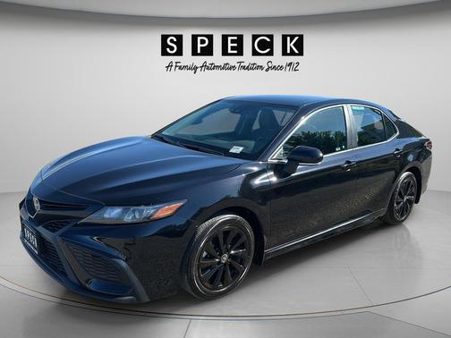 Midnight Black Metallic 2024 Toyota Camry SE Nightshade