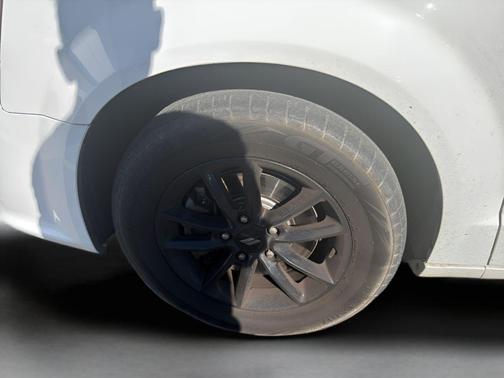 White Knuckle Clearcoat 2019 Dodge Grand Caravan GT