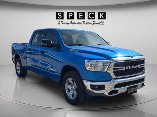 Hydro Blue Pearlcoat 2024 RAM 1500 Big Horn/Lone Star
