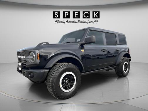 Shadow Black 2026 Ford Bronco Badlands