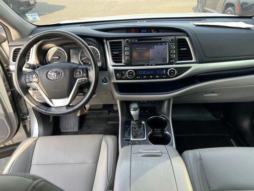 2017 Toyota Highlander Hybrid XLE
