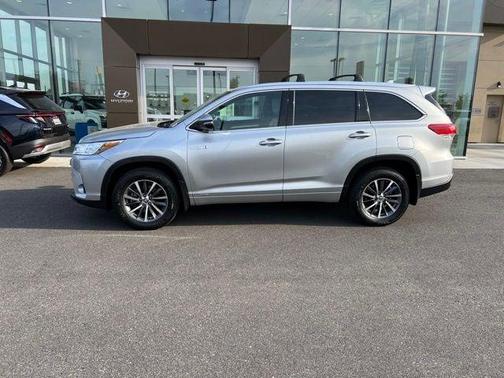 2017 Toyota Highlander Hybrid XLE
