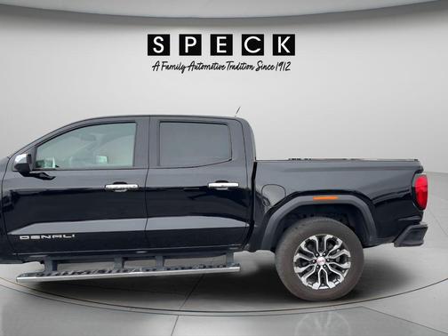 Onyx Black 2024 GMC Canyon Denali