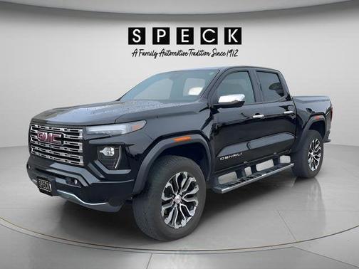 Onyx Black 2024 GMC Canyon Denali
