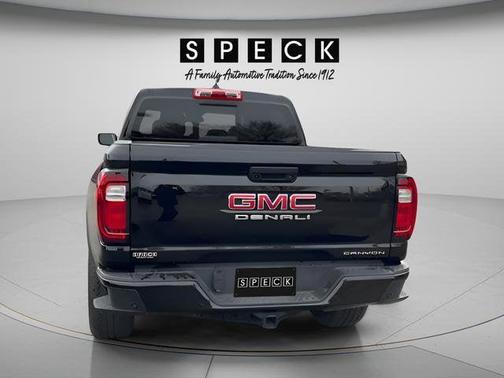 Onyx Black 2024 GMC Canyon Denali
