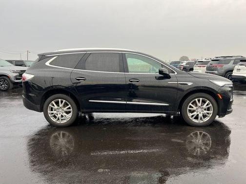 2023 Buick Enclave Premium