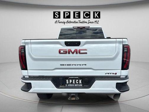 Summit White 2024 GMC Sierra 3500 AT4
