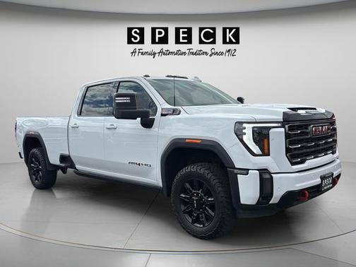 Summit White 2024 GMC Sierra 3500 AT4
