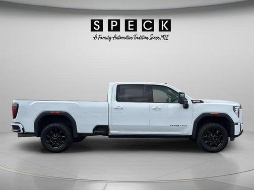 Summit White 2024 GMC Sierra 3500 AT4