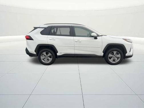 2023 Toyota RAV4 Hybrid LE