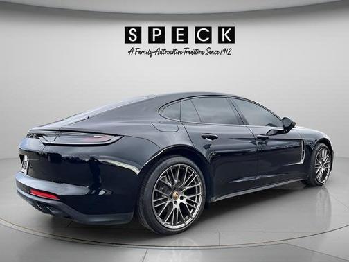 2023 Porsche Panamera RWD