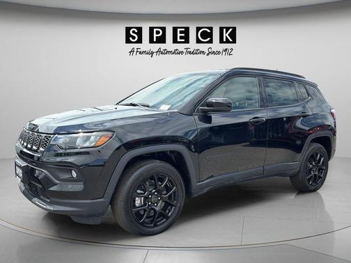 Diamond Black 2026 Jeep Compass Latitude