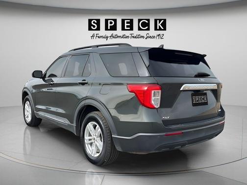 Forged Green Metallic 2022 Ford Explorer XLT