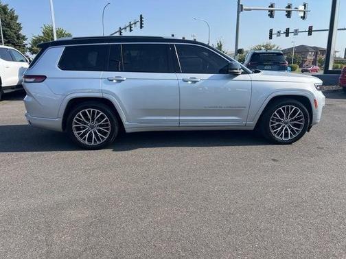 2021 Jeep Grand Cherokee L Summit