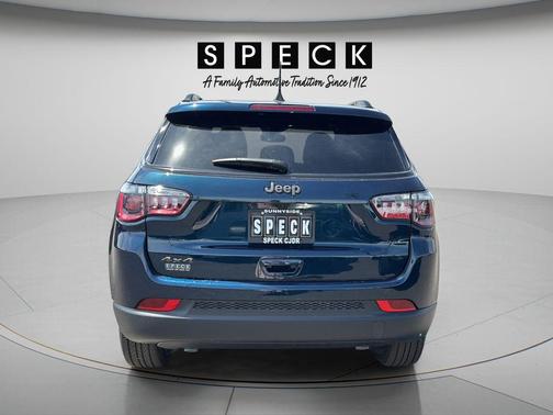 Fathom Blue Pearlcoat 2026 Jeep Compass Latitude