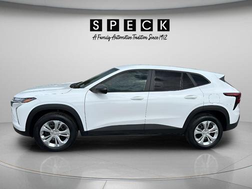 Summit White 2025 Chevrolet Trax LS