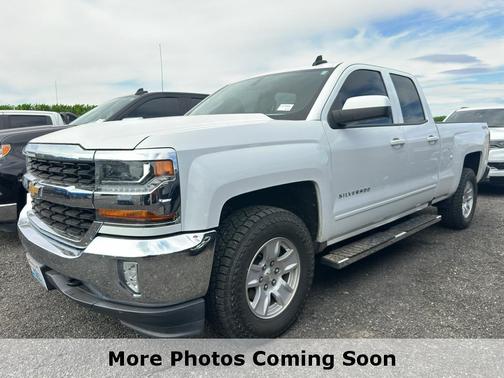 Summit White 2017 Chevrolet Silverado 1500 LT