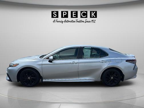 2023 Toyota Camry SE Nightshade