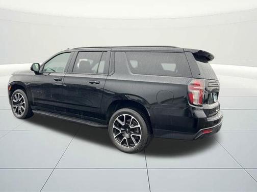 2024 Chevrolet Suburban RST