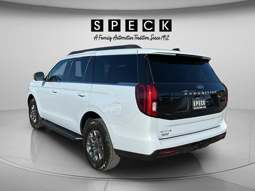 Silver Metallic 2025 Ford Expedition Active