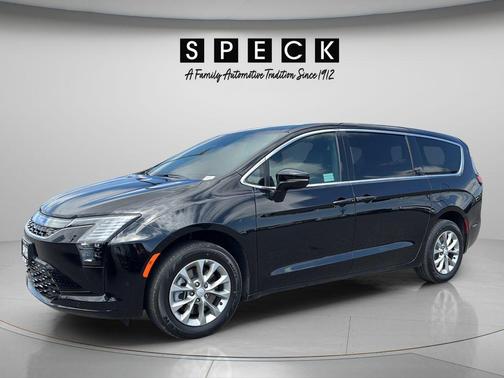 Diamond Black 2027 Chrysler Pacifica SELECT