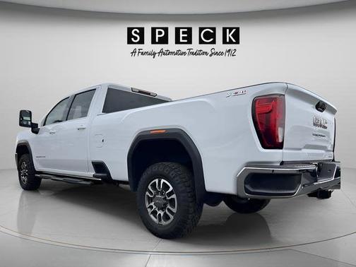 Summit White 2023 GMC Sierra 3500 SLE
