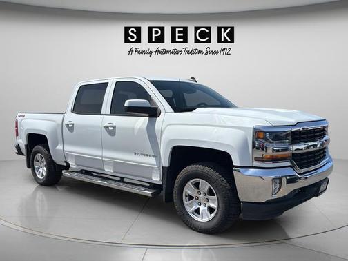 Summit White 2018 Chevrolet Silverado 1500 LT