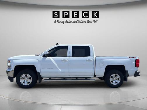 Summit White 2018 Chevrolet Silverado 1500 LT