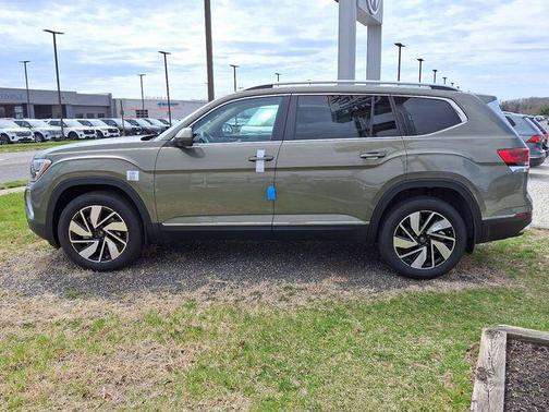 2025 Volkswagen Atlas 2.0T SEL