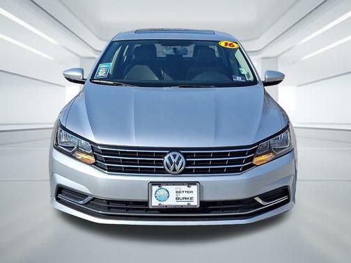 2016 Volkswagen Passat 1.8T SE