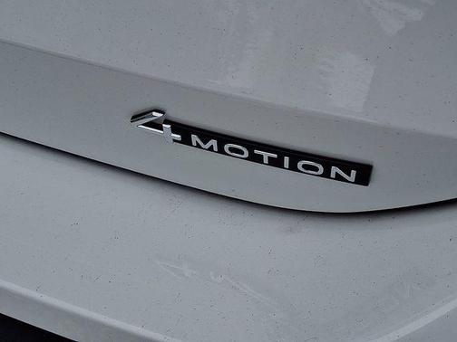 2026 Volkswagen Tiguan 2.0T SE 4MOTION