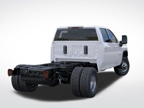 2025 Chevrolet Silverado 3500 WT