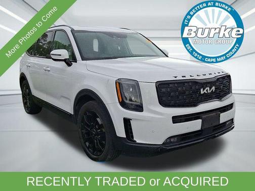Glacial White Pearl 2022 Kia Telluride SX