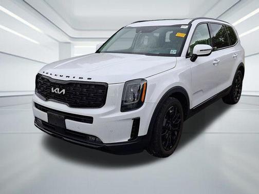 Glacial White Pearl 2022 Kia Telluride SX