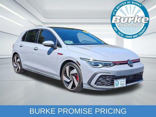 2022 Volkswagen Golf GTI 2.0T SE DSG