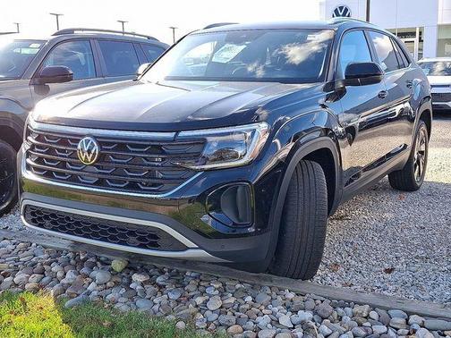 2026 Volkswagen Atlas Cross Sport 2.0T SE w/Technology 4MOTION