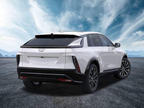 2025 Cadillac LYRIQ Sport
