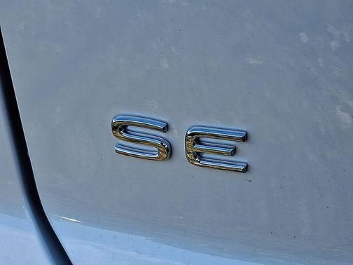 2026 Volkswagen Atlas Cross Sport 2.0T SE w/Technology 4MOTION