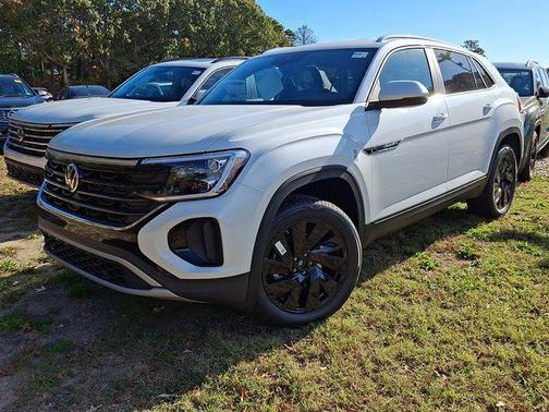 2026 Volkswagen Atlas Cross Sport 2.0T SE w/Technology 4MOTION