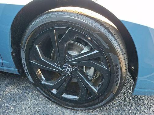 2026 Volkswagen Jetta 1.4T SE