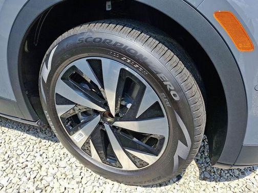 2025 Volkswagen ID.4 Standard
