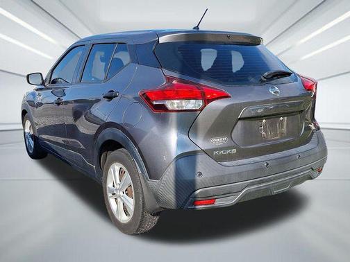 Gun Metallic 2020 Nissan Kicks S