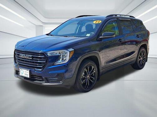 Marine Metallic 2022 GMC Terrain SLE