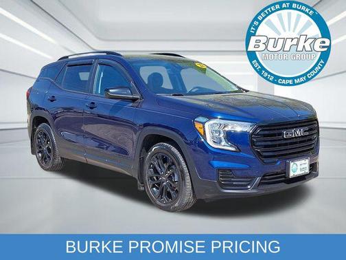 Marine Metallic 2022 GMC Terrain SLE