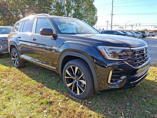 2026 Volkswagen Atlas 2.0T SEL Premium R-Line 4MOTION